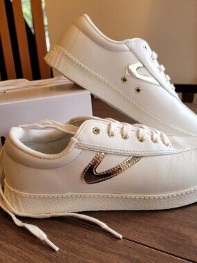 TRETORN Women's Leather Lace-Up Sneakers